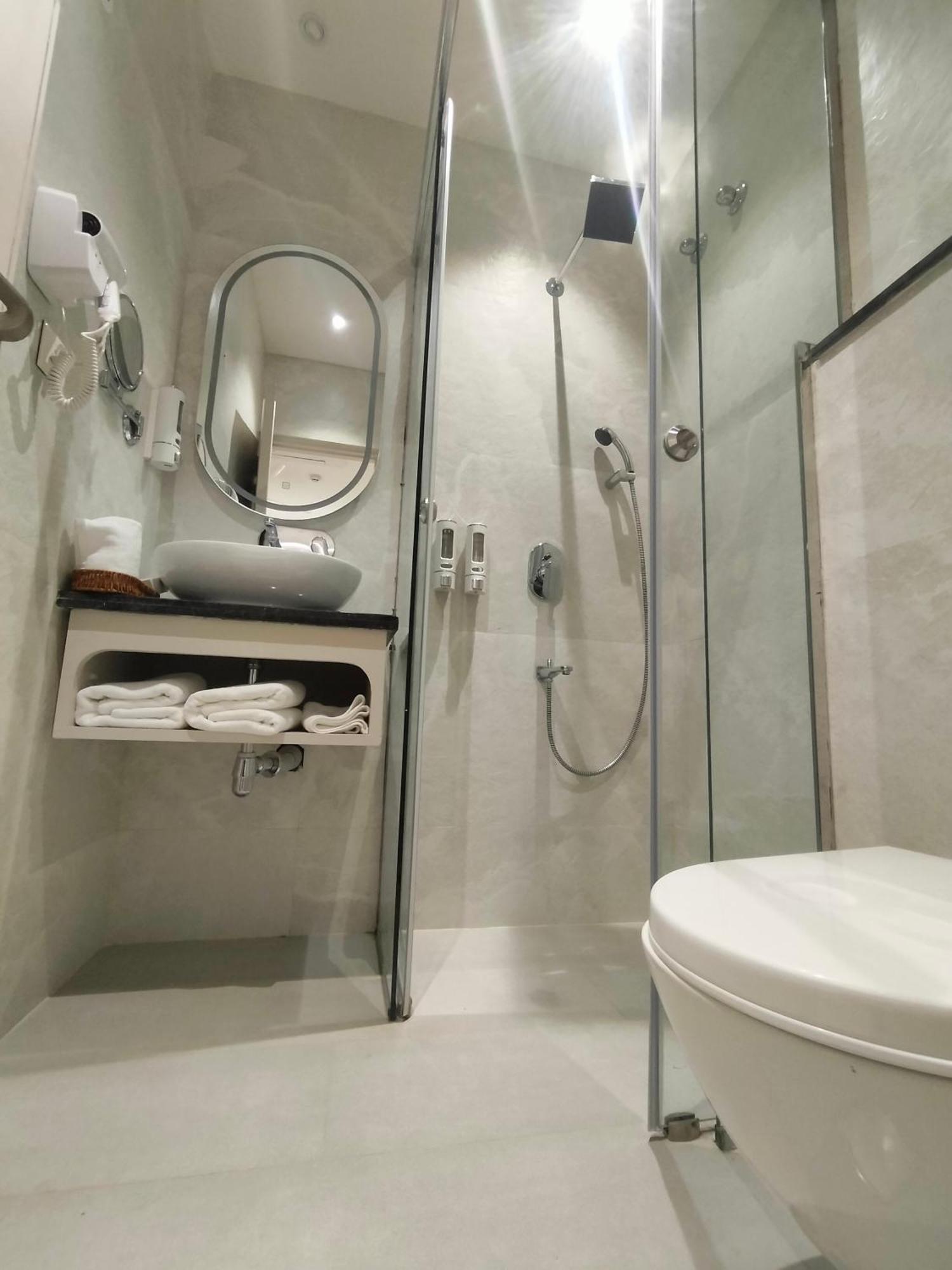 Hiraya Hotels Mohali Экстерьер фото