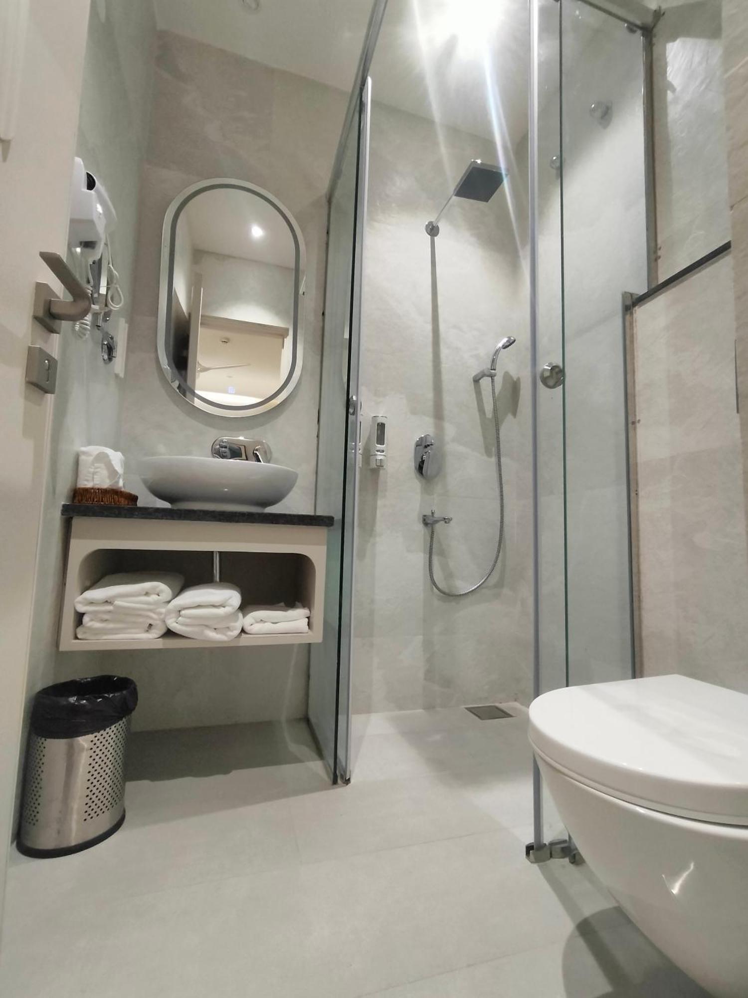 Hiraya Hotels Mohali Экстерьер фото