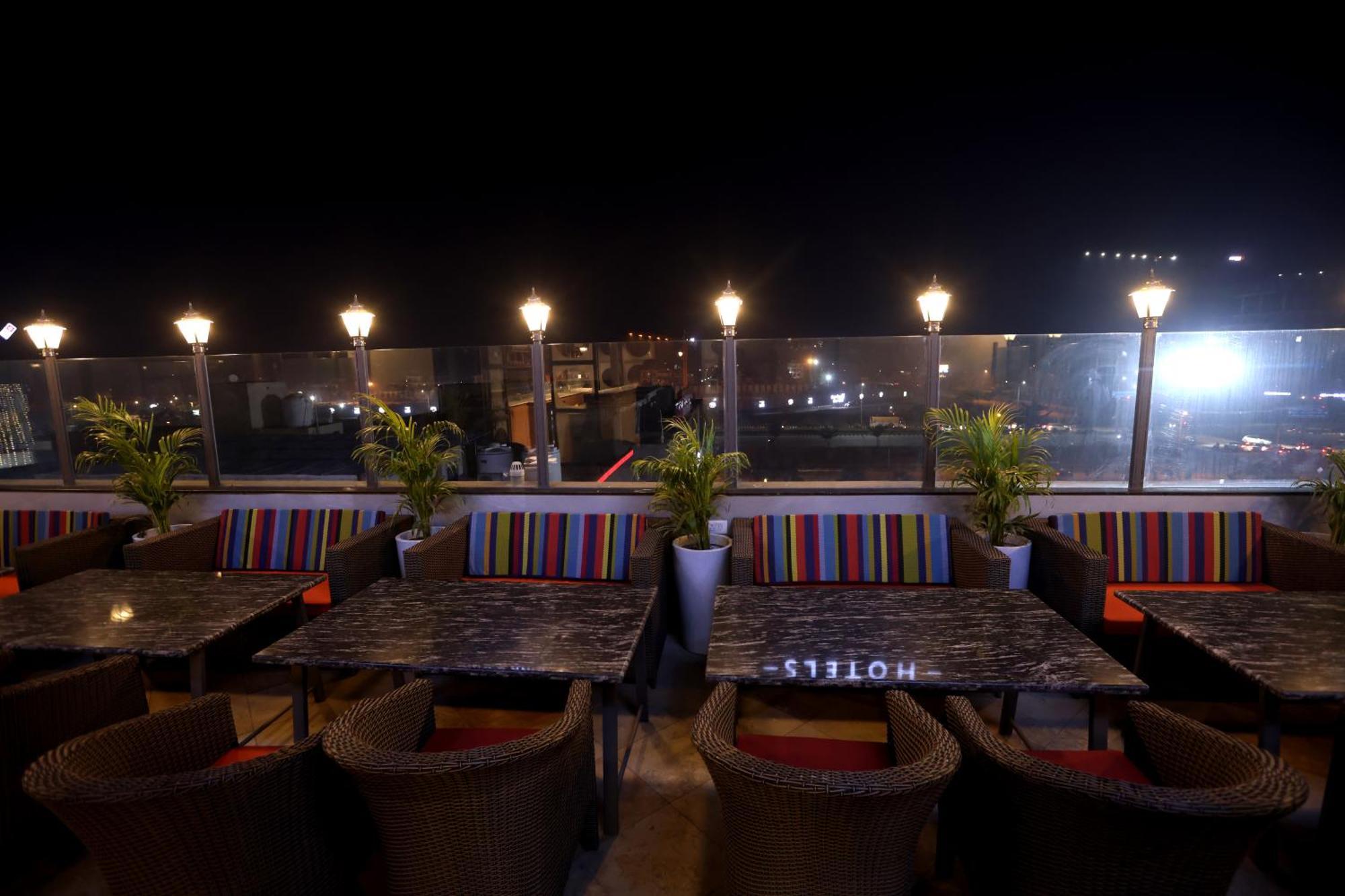 Hiraya Hotels Mohali Экстерьер фото