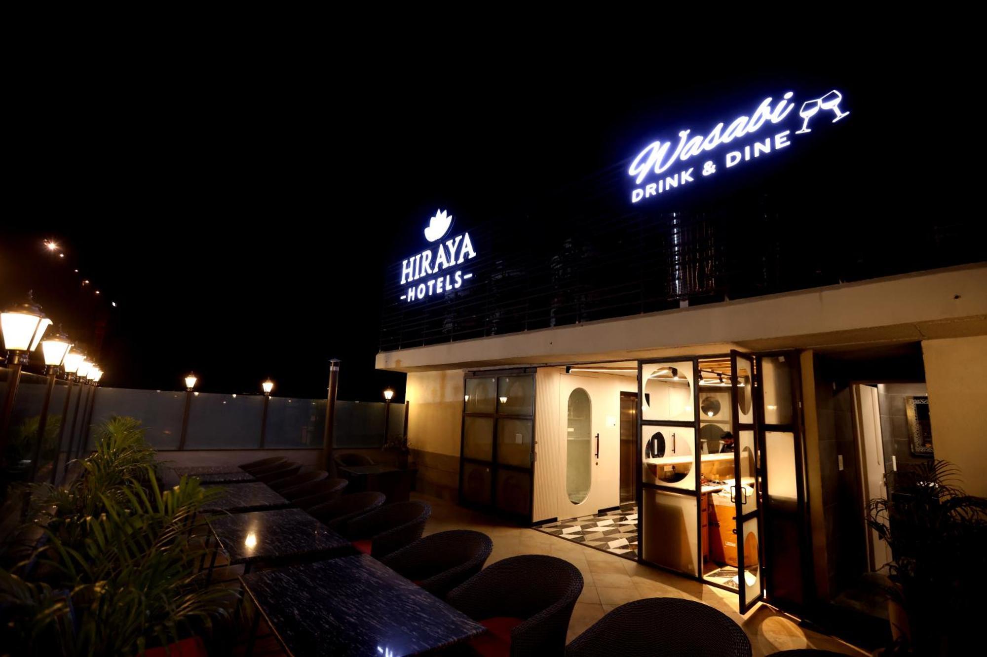 Hiraya Hotels Mohali Экстерьер фото